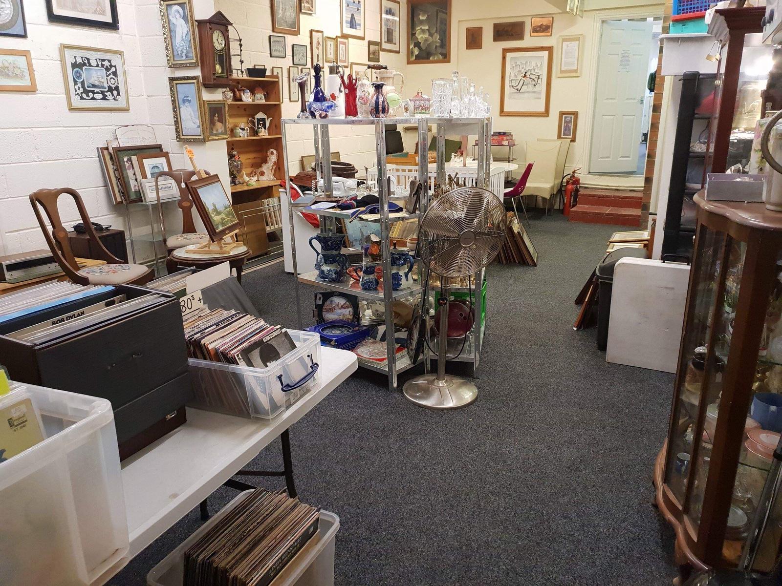 We don’t just move boxes; we transition lives. Experience a relocation defined by precision, care, and total reliability. From the first pack to the final set-up, we handle the heavy lifting so you can focus on what matters. Call  WhatsApp 0799 989 260​#bestMovers#PremiumRemovals #LovingtonLiving #SeamlessRelocation #ExecutiveMove #professionalmovers #kileleshwa #kileleshwaapartments movers in donholm Movers in Donholm, Buruburu Nairobi IMG 20190126 WA0004