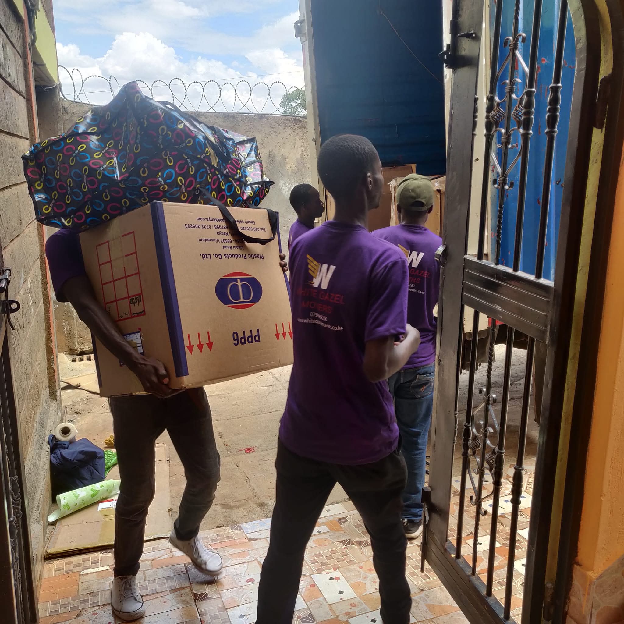 FB_IMG_1767634786195 FB_IMG_1767634786195 Moving across Kenya?From Nairobi to Mombasa, Kisumu, Eldoret, or anywhere in between —White Gazel Movers is your trusted partner for: Home Moves Office Relocations Long-distance Transport Packing & Storage movers in donholm Movers in Donholm, Buruburu Nairobi FB IMG 1767634786195